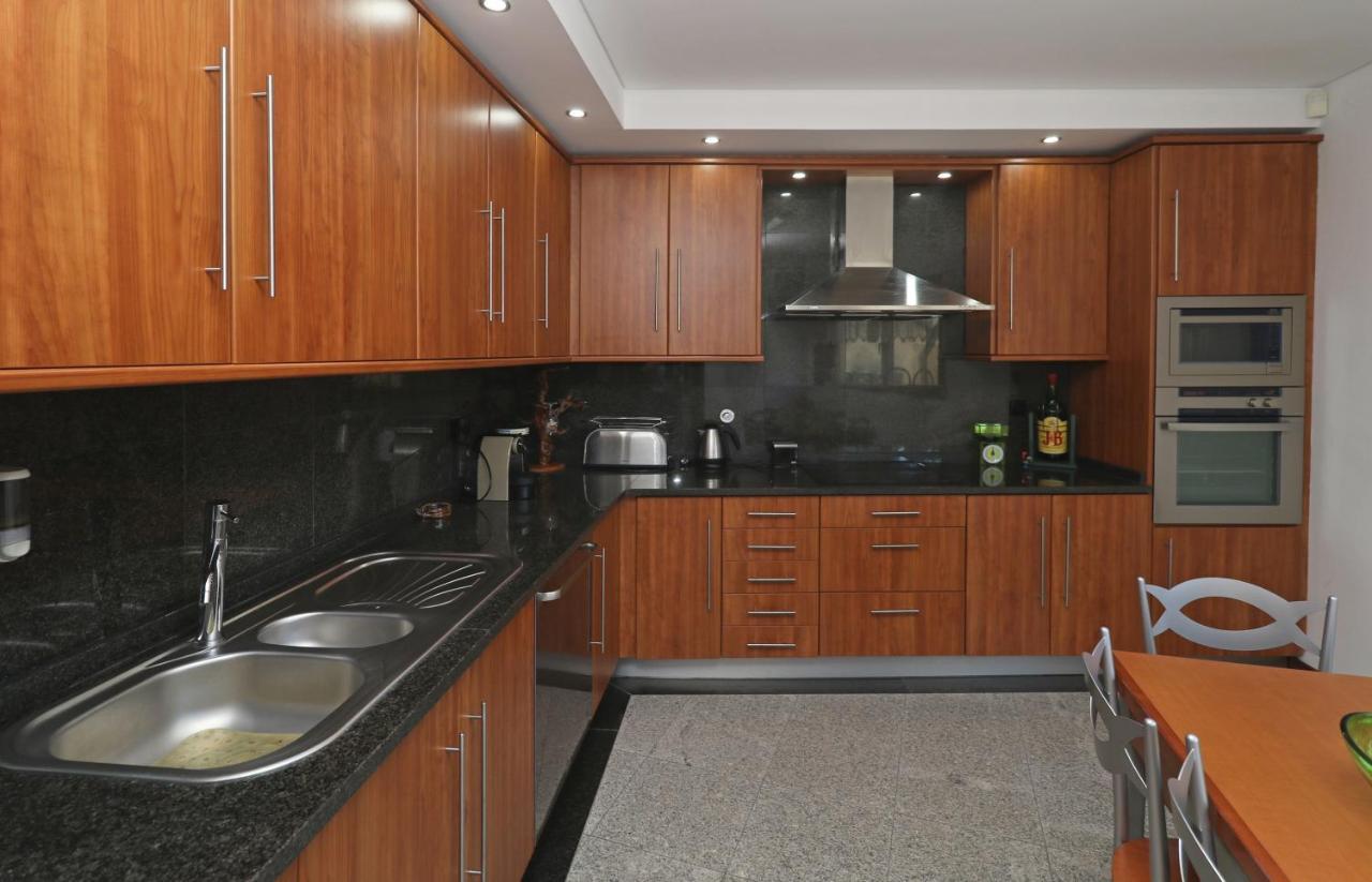 Riverzenhouse Hotel Еспосенде Екстериор снимка