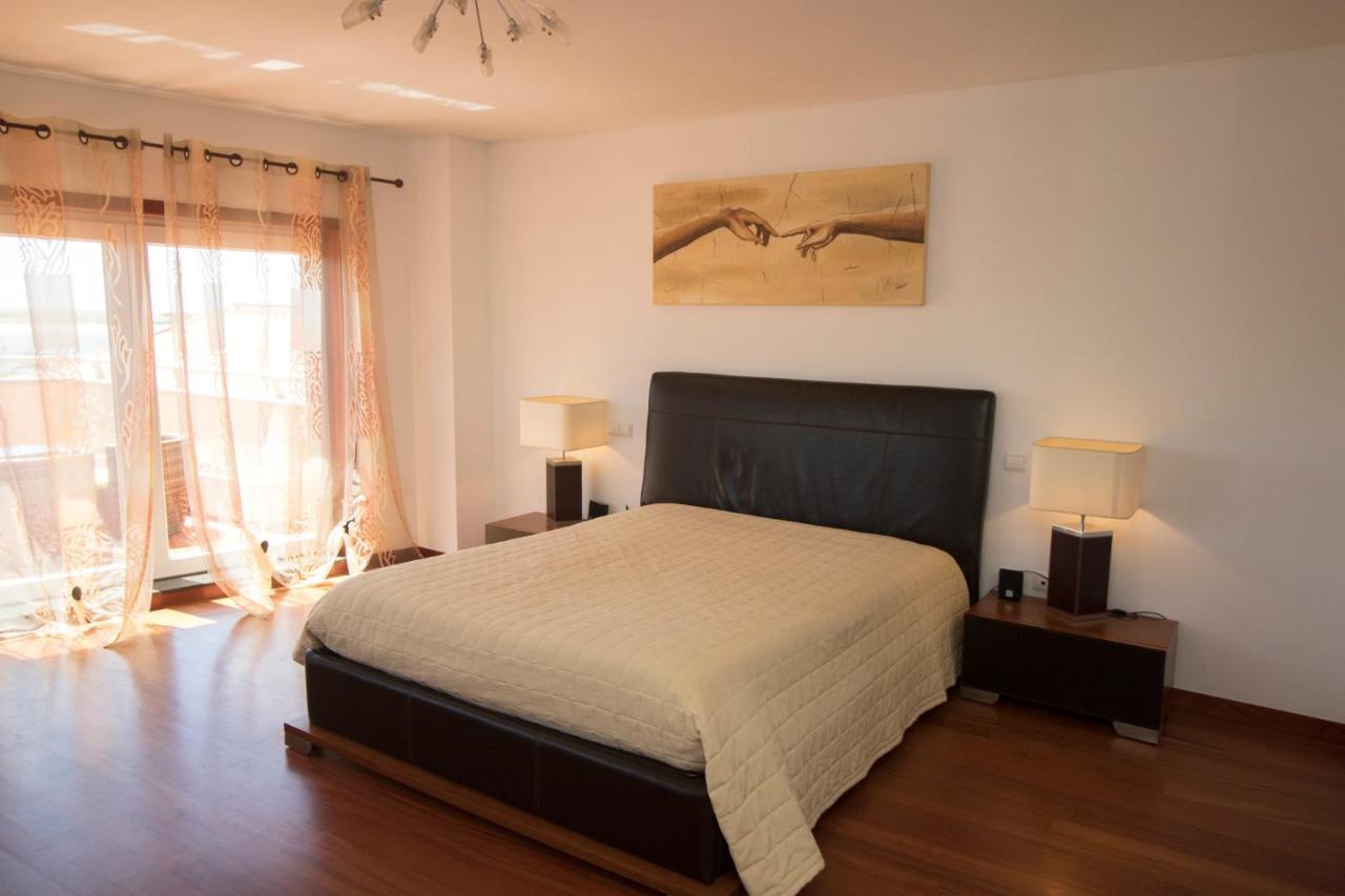 Riverzenhouse Hotel Еспосенде Екстериор снимка