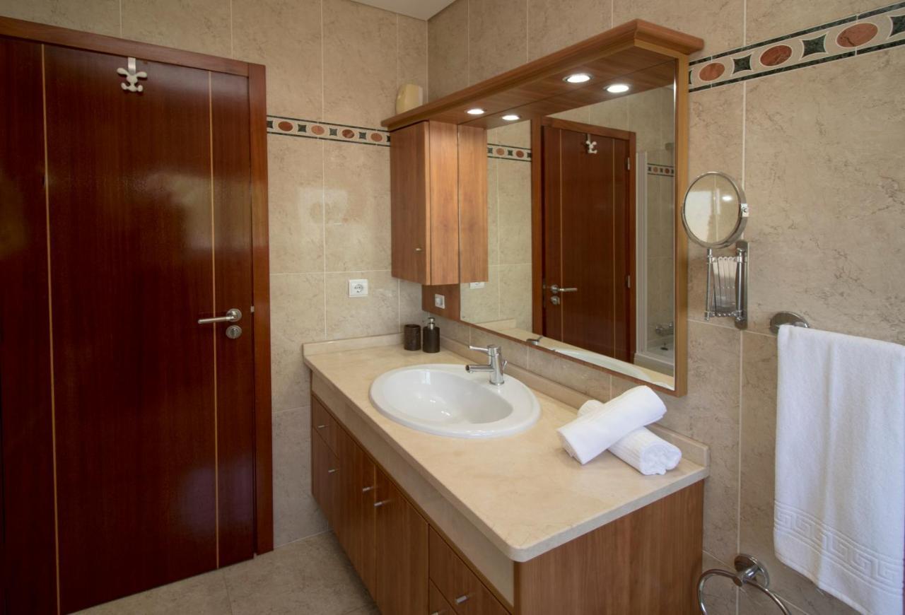 Riverzenhouse Hotel Еспосенде Екстериор снимка
