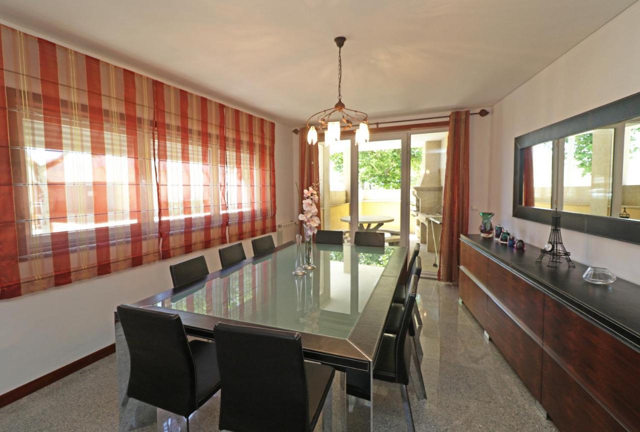 Riverzenhouse Hotel Еспосенде Екстериор снимка