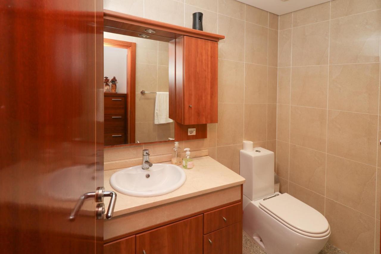 Riverzenhouse Hotel Еспосенде Екстериор снимка